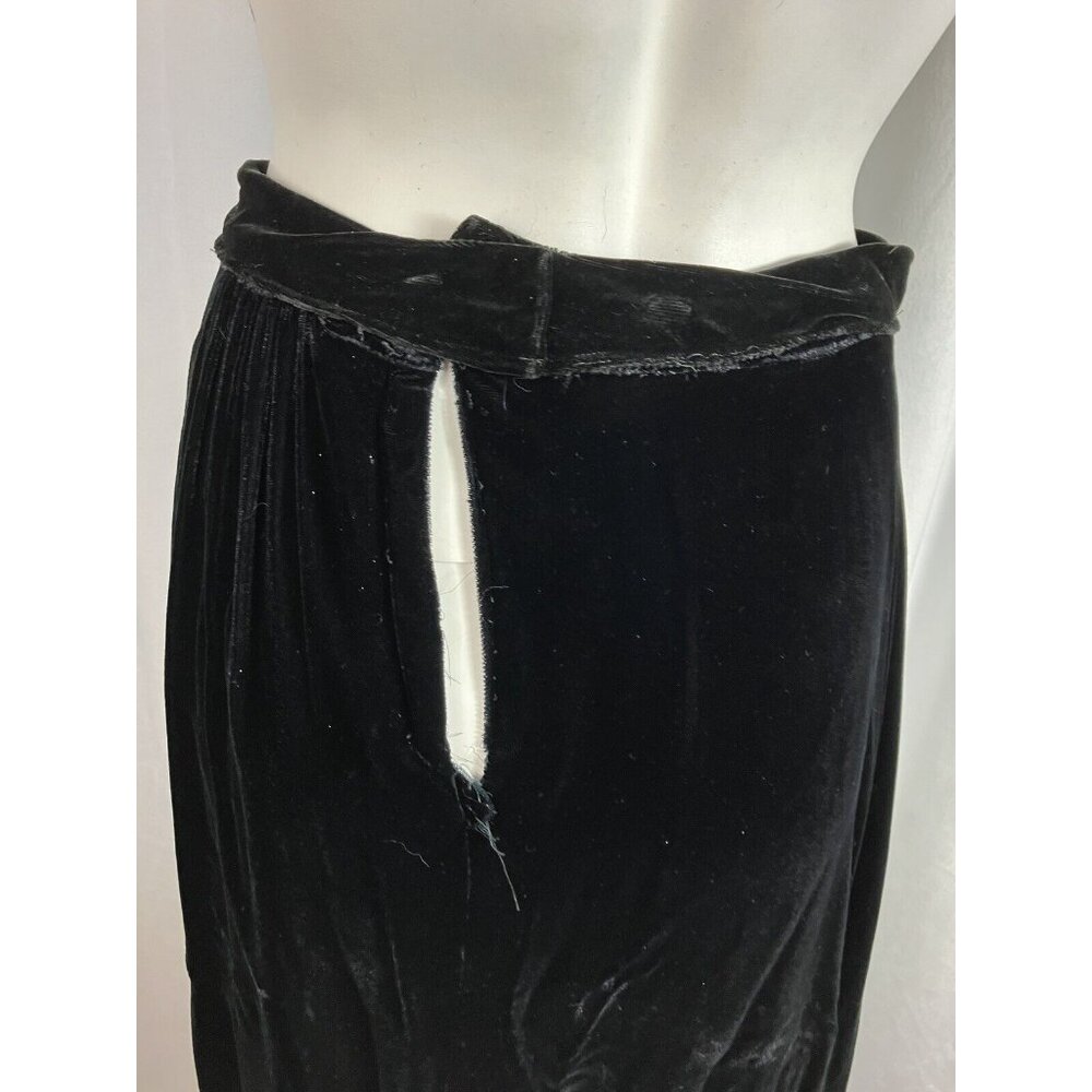 SEXY 40s 50s Strapy Shoulder + Full Sleeve Velvet Cocktail Dress Gown One Peplum - Picture 6 of 6
